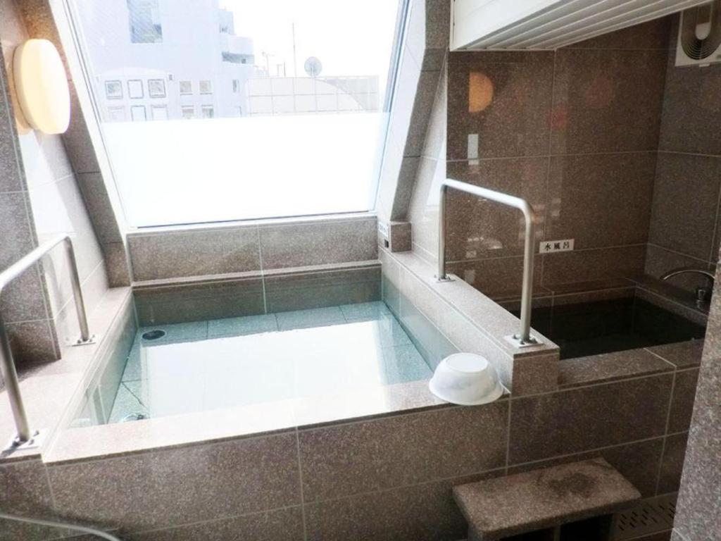 Hotel Shimbashi Sambankan Tokyo Bagian luar foto